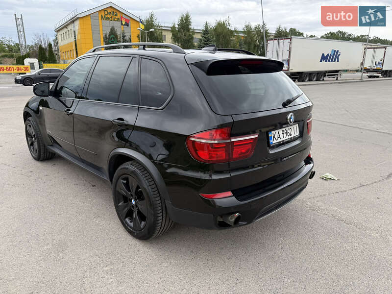 Внедорожник / Кроссовер BMW X5 2011 в Киеве