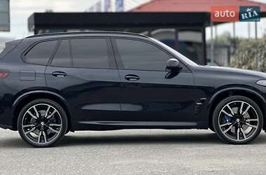 Позашляховик / Кросовер BMW X5 2023 в 