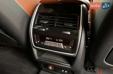 Позашляховик / Кросовер BMW X5 2023 в 