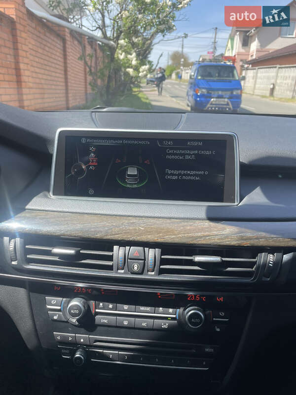 Внедорожник / Кроссовер BMW X5 2015 в Буче