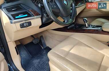 Внедорожник / Кроссовер BMW X5 2011 в 