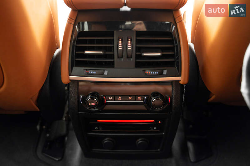 Позашляховик / Кросовер BMW X5 2017 в Києві