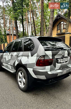 Позашляховик / Кросовер BMW X5 2000 в 