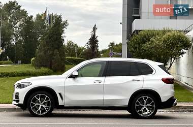 Внедорожник / Кроссовер BMW X5 2018 в 