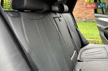 Внедорожник / Кроссовер BMW X5 2016 в 