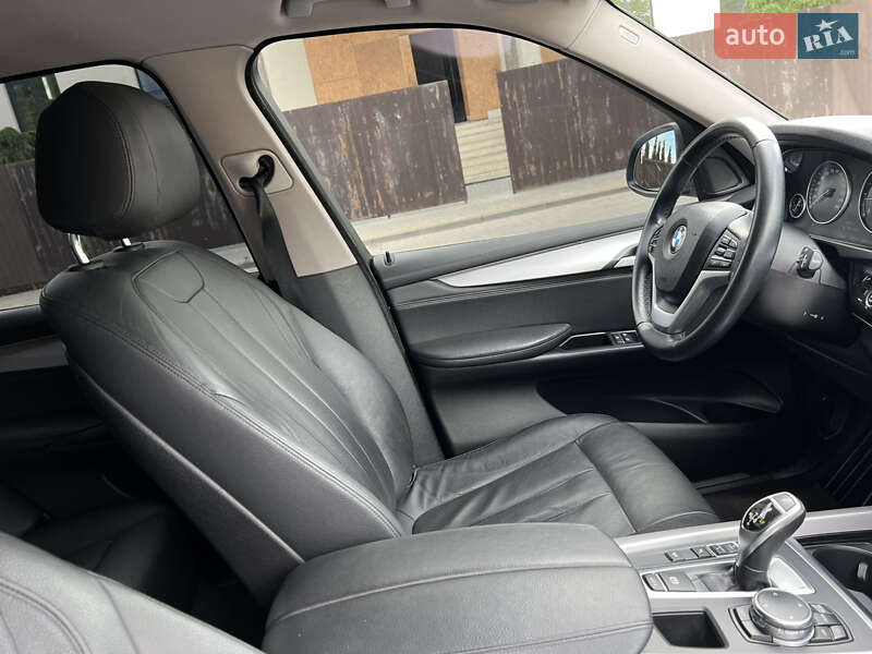 Позашляховик / Кросовер BMW X5 2015 в Одесі
