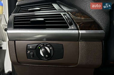Внедорожник / Кроссовер BMW X5 2010 в 