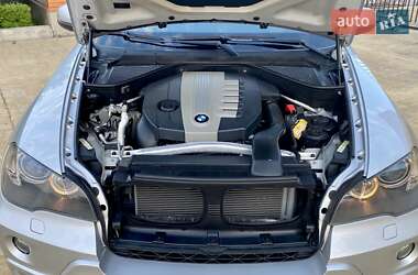 Внедорожник / Кроссовер BMW X5 2010 в 