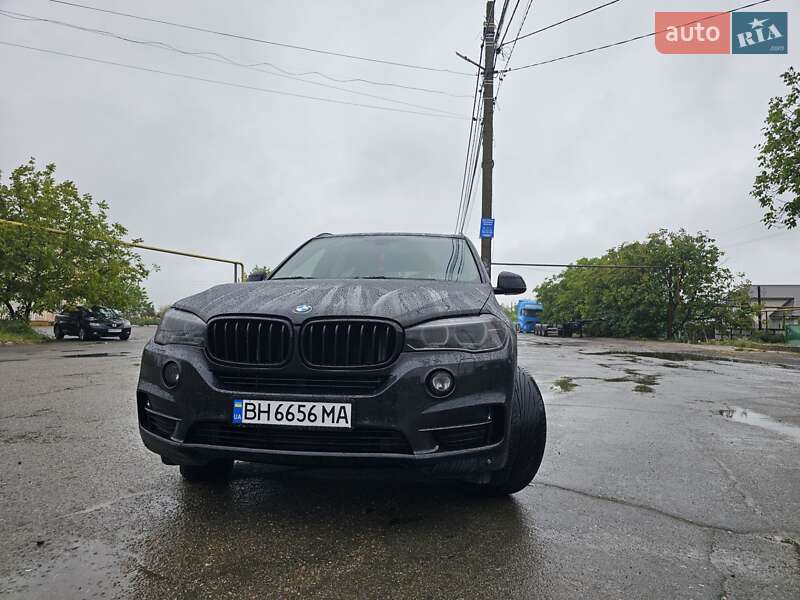 Внедорожник / Кроссовер BMW X5 2015 в Одессе