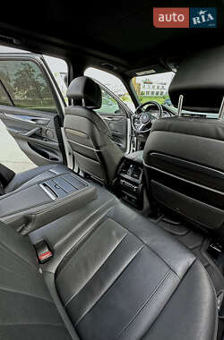 Позашляховик / Кросовер BMW X5 2015 в 
