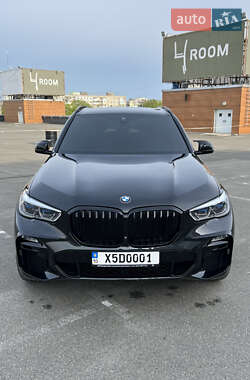 Внедорожник / Кроссовер BMW X5 2021 в 