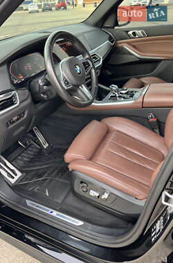 Внедорожник / Кроссовер BMW X5 2021 в 