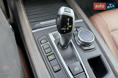 Внедорожник / Кроссовер BMW X5 2015 в 