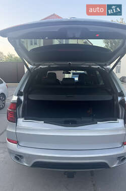 Позашляховик / Кросовер BMW X5 2013 в 