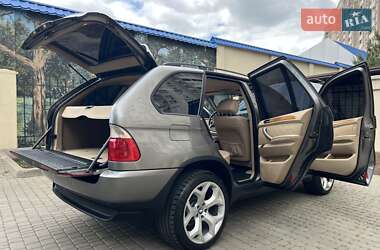Позашляховик / Кросовер BMW X5 2005 в 