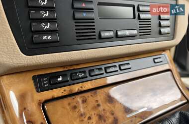 Позашляховик / Кросовер BMW X5 2005 в 