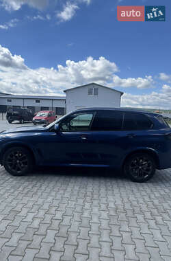 Внедорожник / Кроссовер BMW X5 2021 в 
