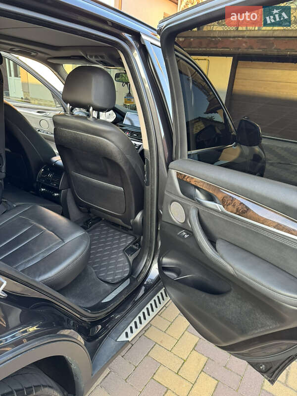 Внедорожник / Кроссовер BMW X5 2015 в Хмельницком