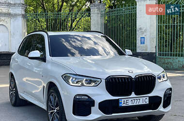 Позашляховик / Кросовер BMW X5 2019 в 