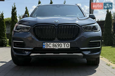 Внедорожник / Кроссовер BMW X5 2018 в 
