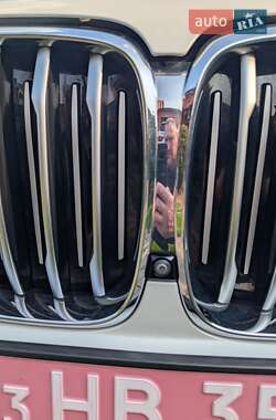Позашляховик / Кросовер BMW X5 2020 в 
