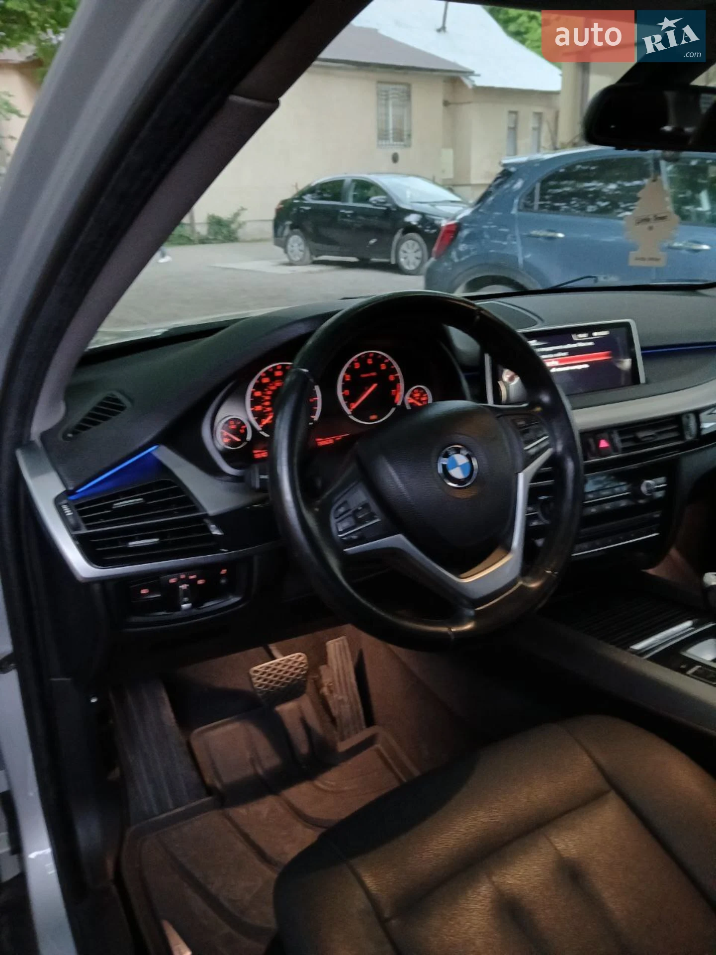2016 BMW X5 - мініатюра 31