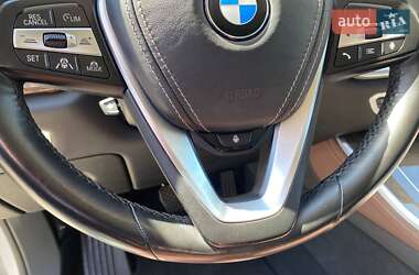 Внедорожник / Кроссовер BMW X5 2019 в 