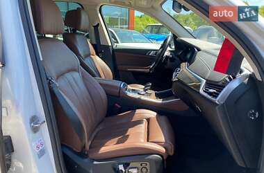 Внедорожник / Кроссовер BMW X5 2019 в 