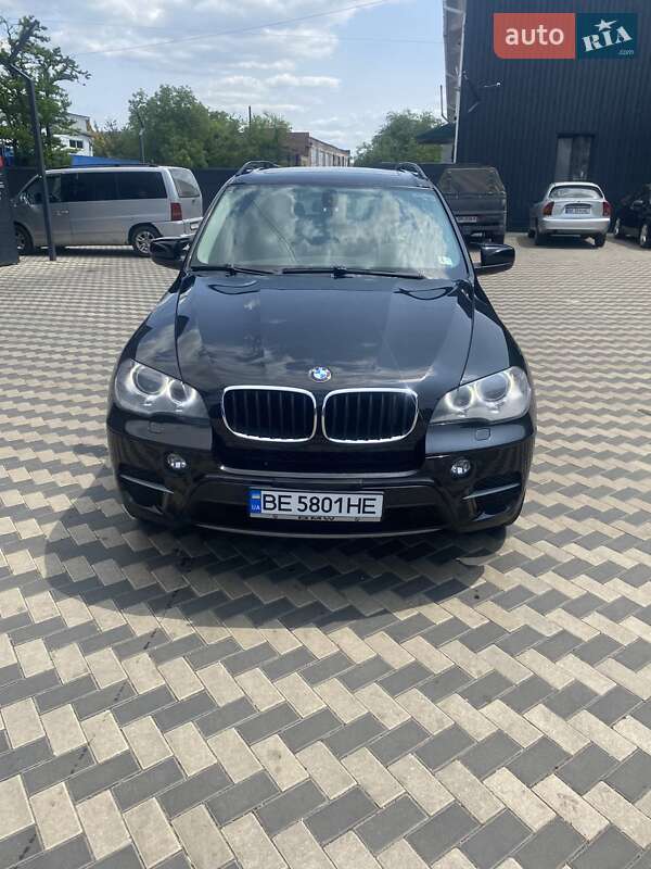 BMW X5 2011