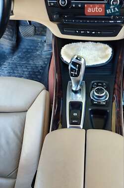 Внедорожник / Кроссовер BMW X5 2011 в 