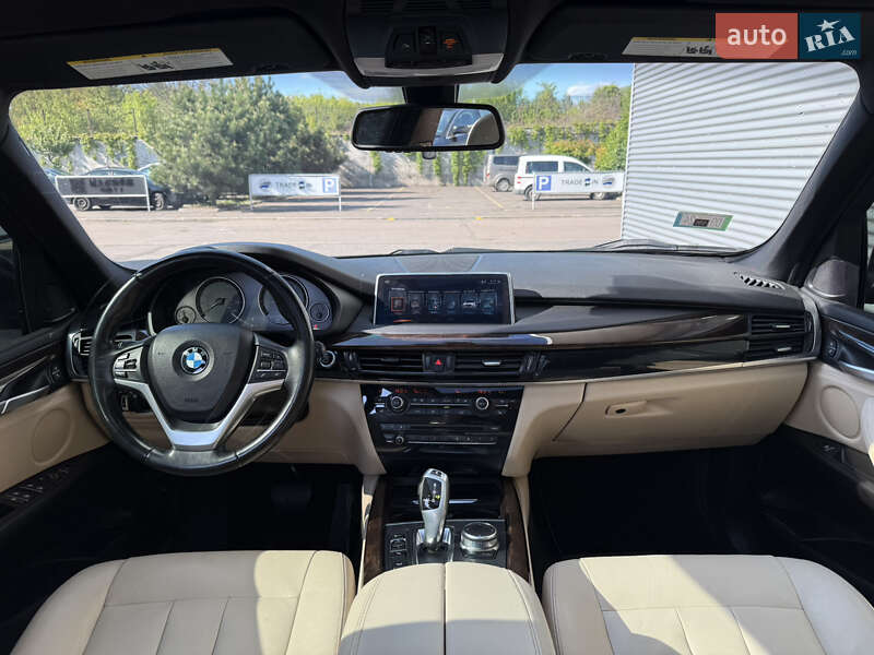 Внедорожник / Кроссовер BMW X5 2017 в Ровно