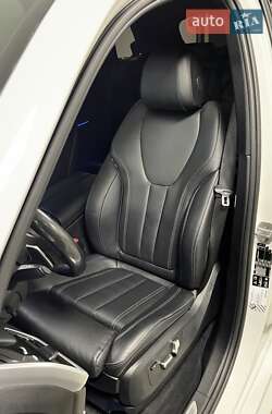 Позашляховик / Кросовер BMW X5 2020 в 