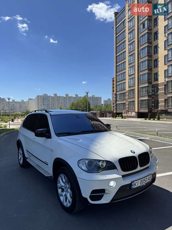 Внедорожник / Кроссовер BMW X5 2011 в Чернигове