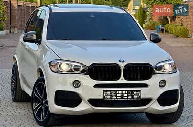 Позашляховик / Кросовер BMW X5 2016 в Рівному