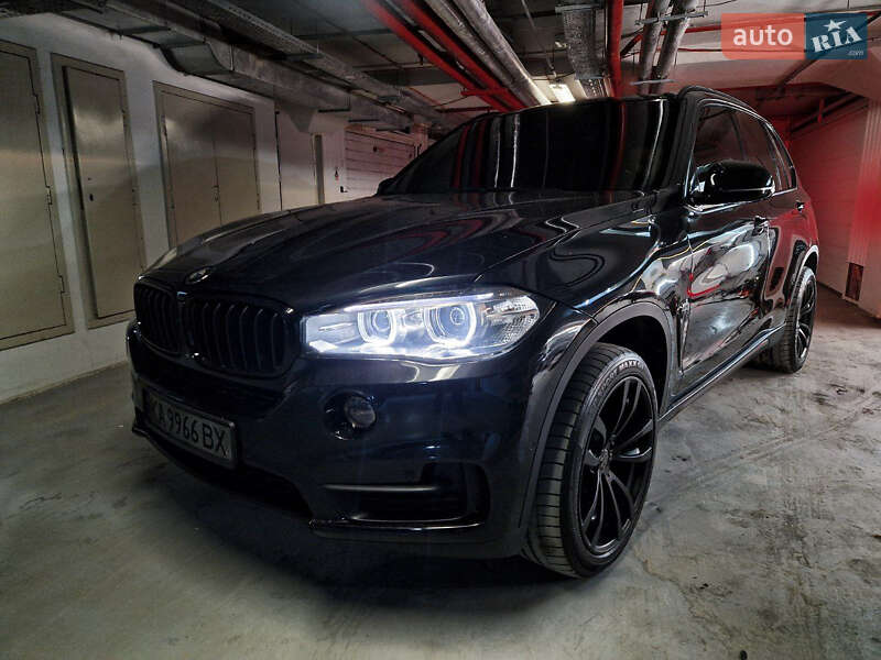 Внедорожник / Кроссовер BMW X5 2017 в 