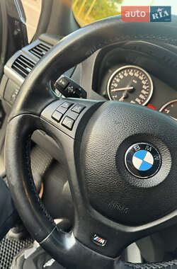 Внедорожник / Кроссовер BMW X5 2010 в 