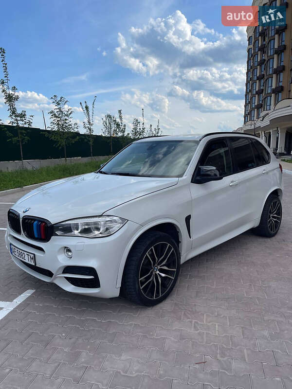 Внедорожник / Кроссовер BMW X5 2015 в Киеве