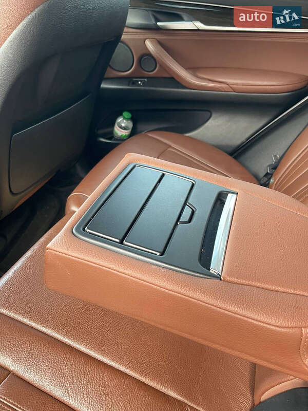 Внедорожник / Кроссовер BMW X5 2015 в Киеве