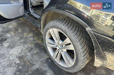 Позашляховик / Кросовер BMW X5 2003 в 