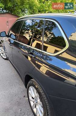 Позашляховик / Кросовер BMW X5 2014 в 