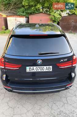 Позашляховик / Кросовер BMW X5 2014 в 