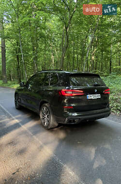 Внедорожник / Кроссовер BMW X5 2021 в 