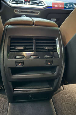 Внедорожник / Кроссовер BMW X5 2021 в 