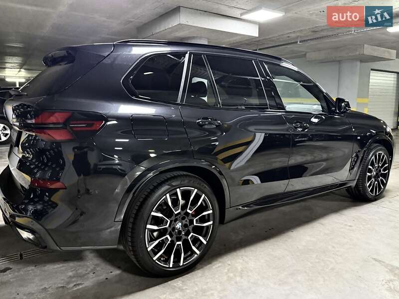 Позашляховик / Кросовер BMW X5 2024 в Києві