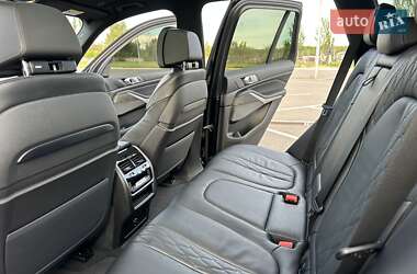 Внедорожник / Кроссовер BMW X5 2019 в 