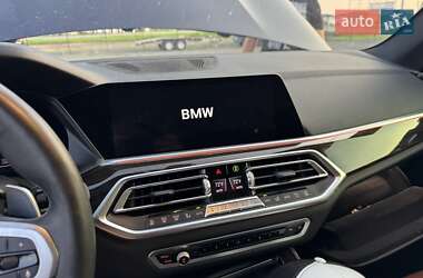 Внедорожник / Кроссовер BMW X5 2019 в 