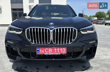 Позашляховик / Кросовер BMW X5 2018 в 