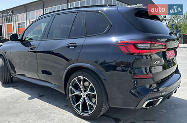 Позашляховик / Кросовер BMW X5 2018 в 