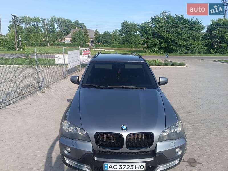 Внедорожник / Кроссовер BMW X5 2009 в Иваничах