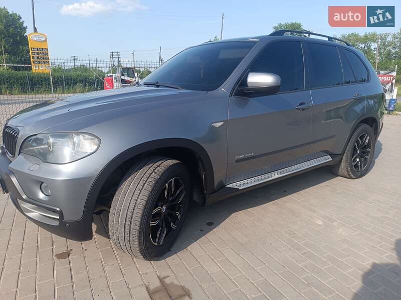 Внедорожник / Кроссовер BMW X5 2009 в Иваничах